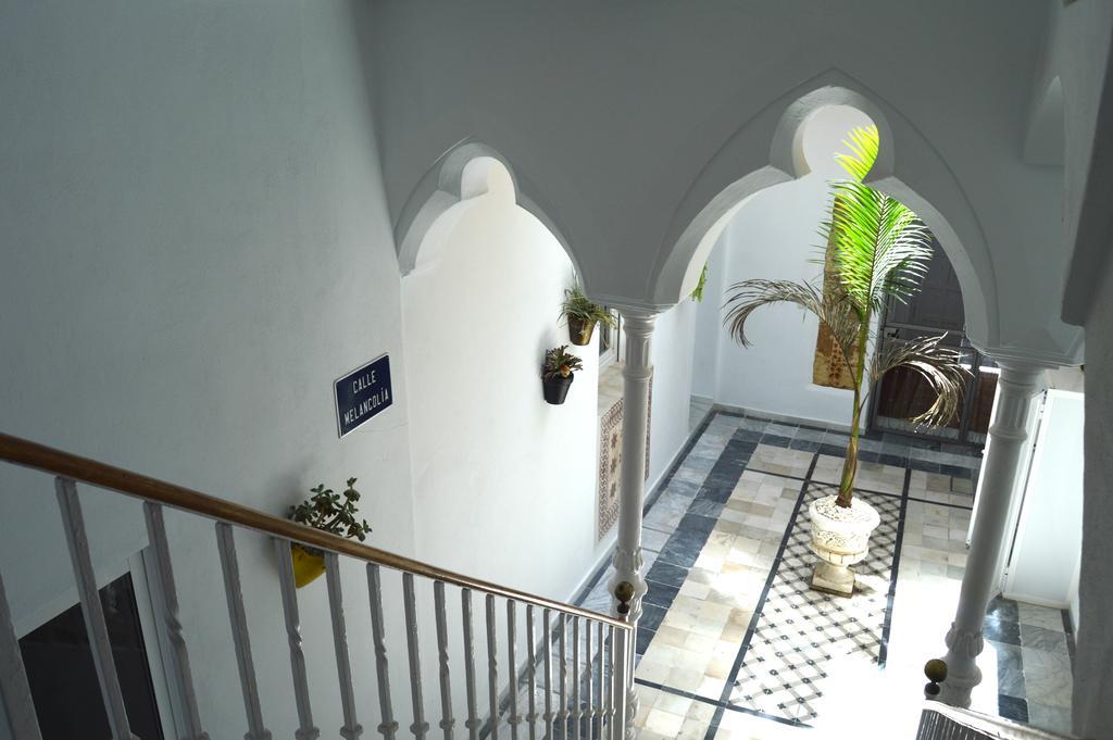 Apartamento 19 Dias Y Muchas Noches Кадис Екстериор снимка