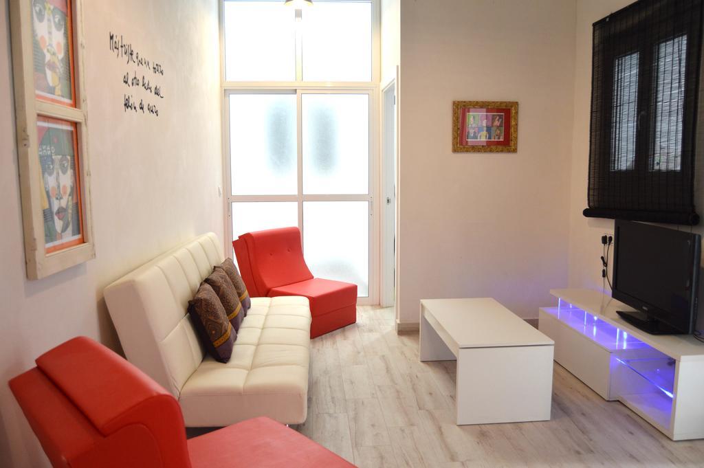 Apartamento 19 Dias Y Muchas Noches Кадис Екстериор снимка