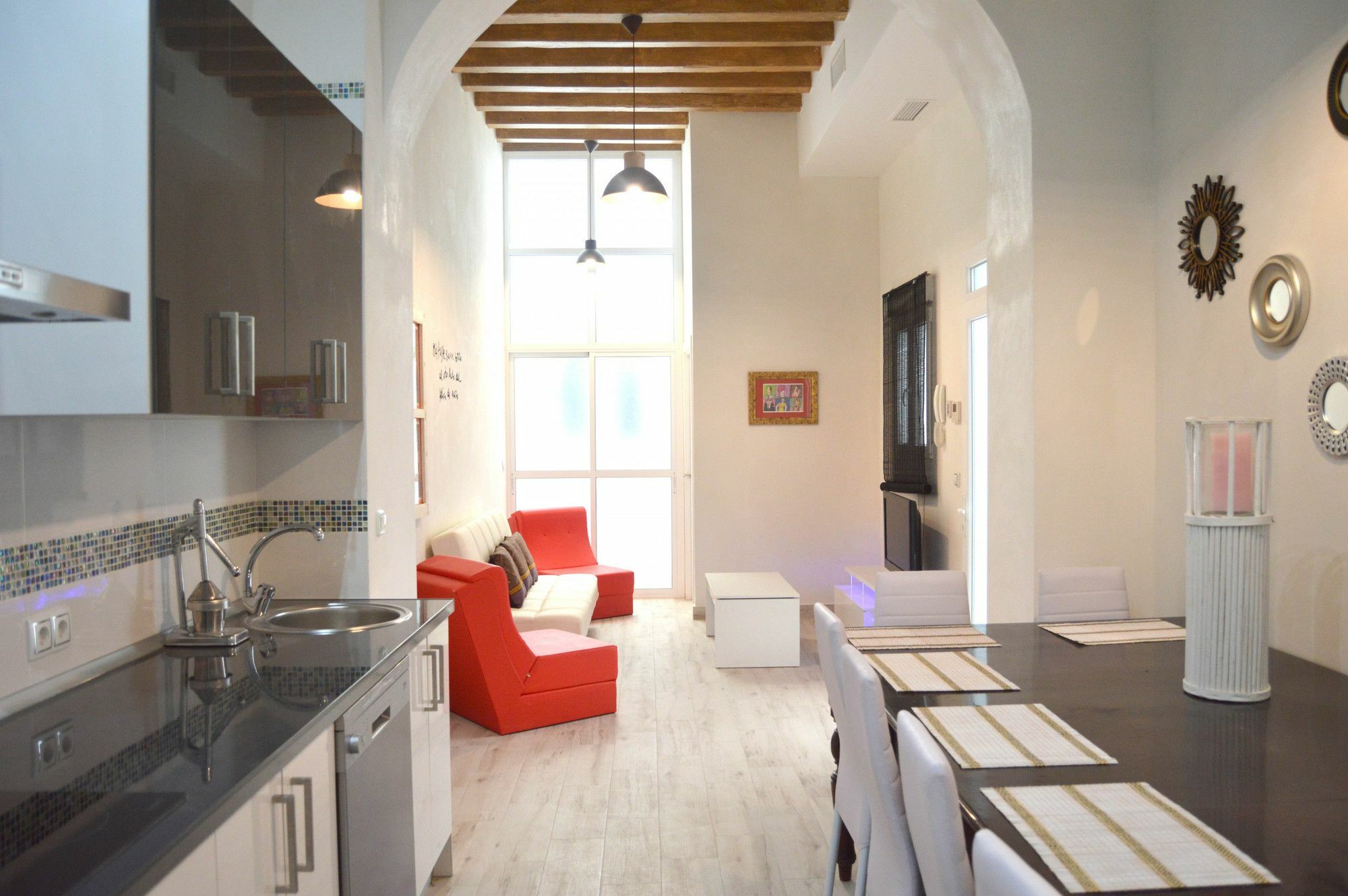 Apartamento 19 Dias Y Muchas Noches Кадис Екстериор снимка